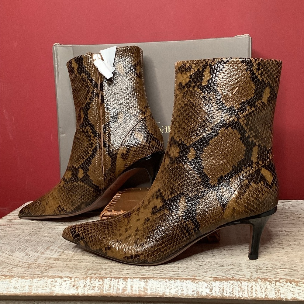 Franco Sarto Tan Snake Print 2.3 “Heel Boots Zip Pointed Toe Leather Snakeskin